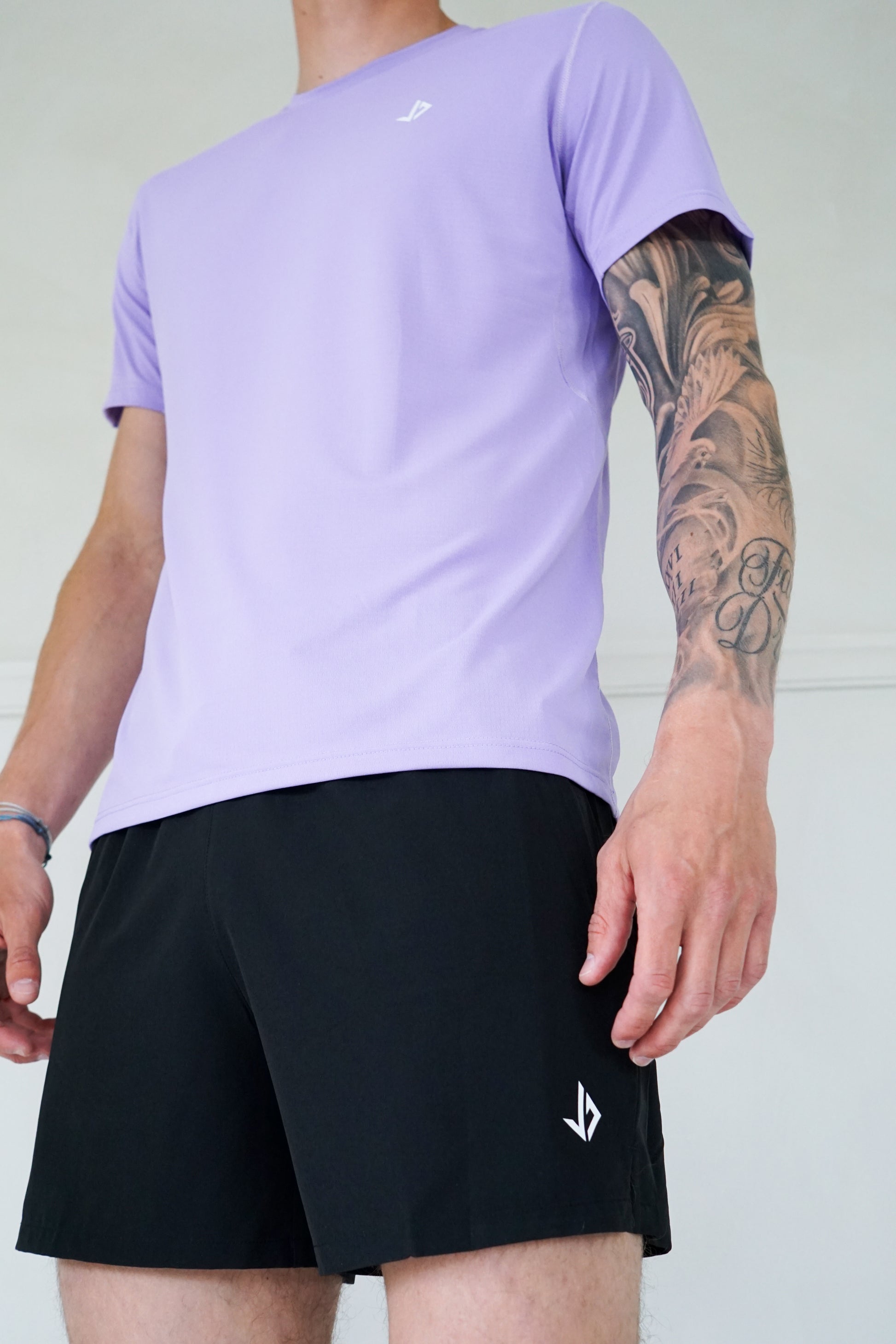 man draagt sportshirt heren lila tall fit
