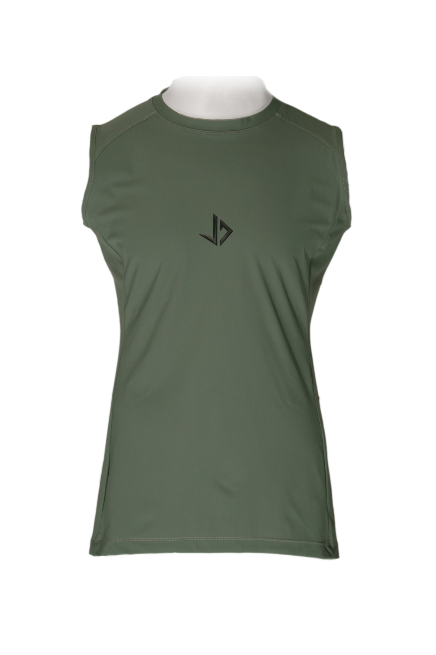 Lange man draagt legergroen extra lang sportshirt van JUSS7 Sportswear